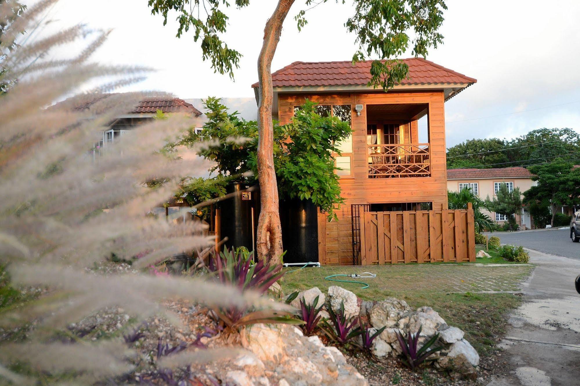 The Cabin At Long Mountain Country Club Kingston Eksteriør bilde